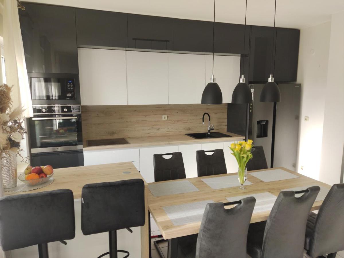 Stela Gornje Sitno Appartement Split